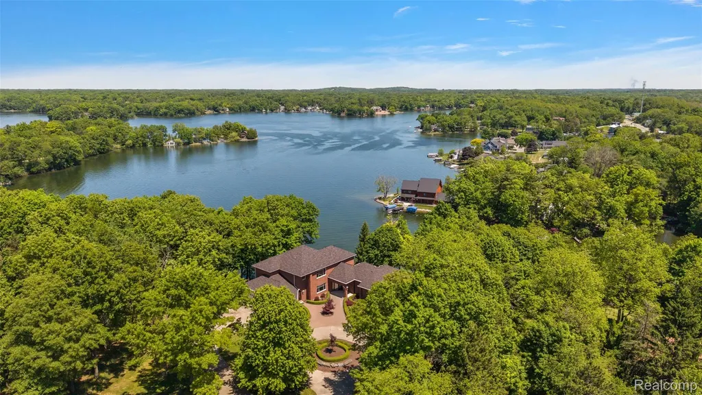781 Windy Fields Court Addison Township MI 48367