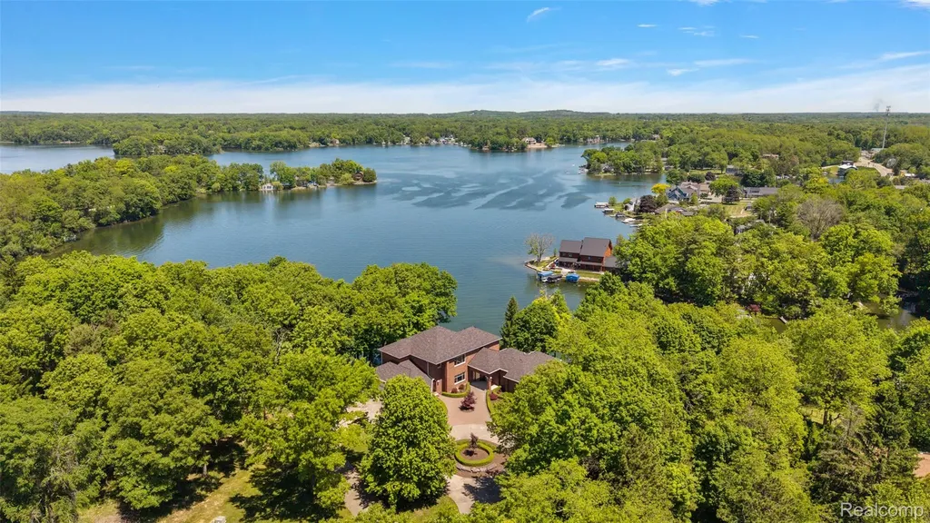 781 Windy Fields Court Addison Township MI 48367