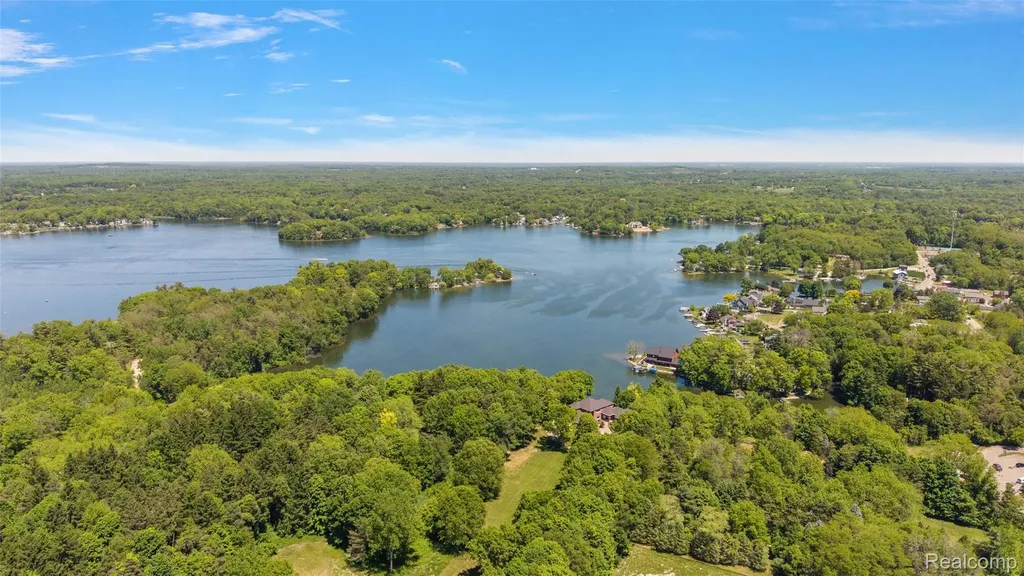 781 Windy Fields Court Addison Township MI 48367