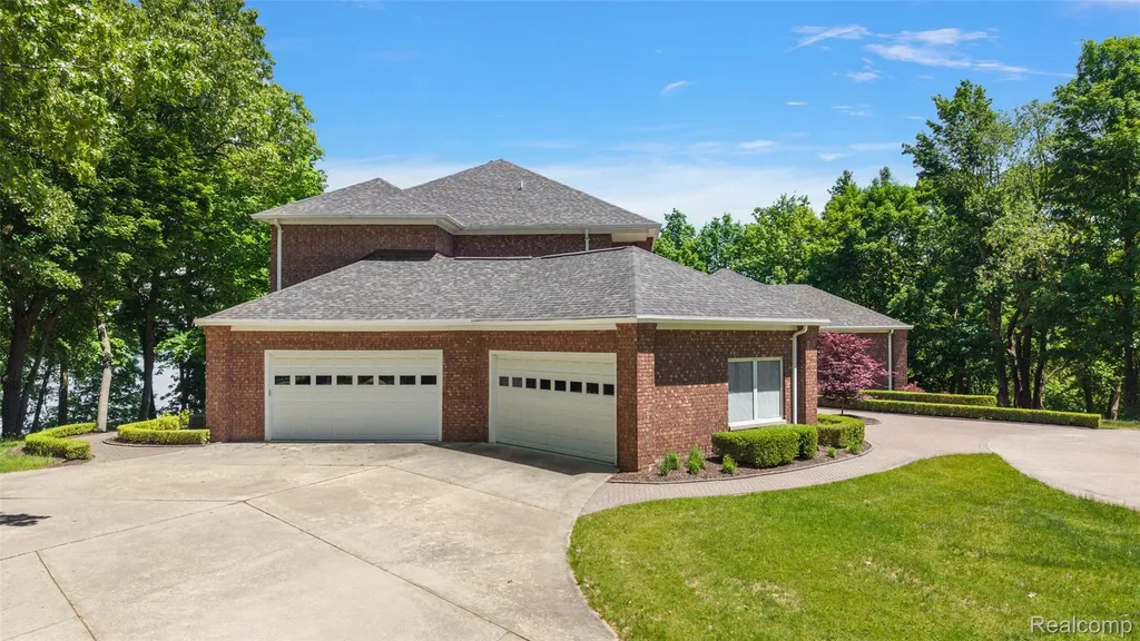 781 Windy Fields Court Addison Township MI 48367