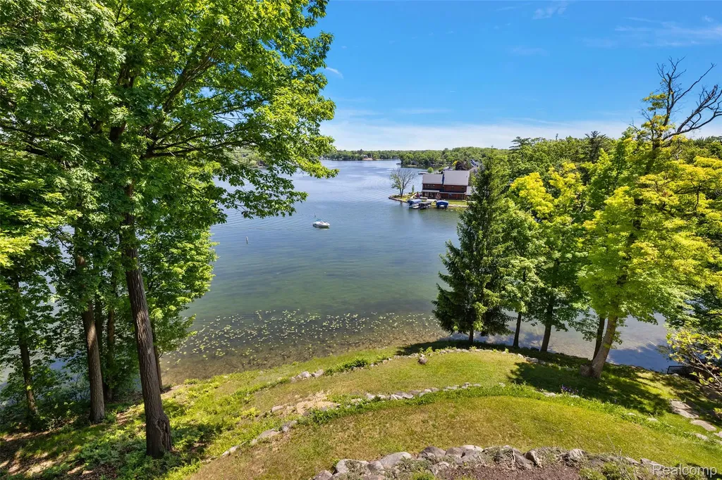 781 Windy Fields Court Addison Township MI 48367