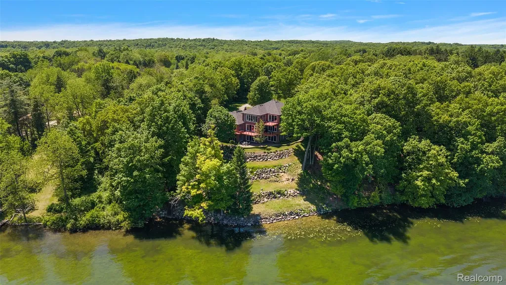 781 Windy Fields Court Addison Township MI 48367