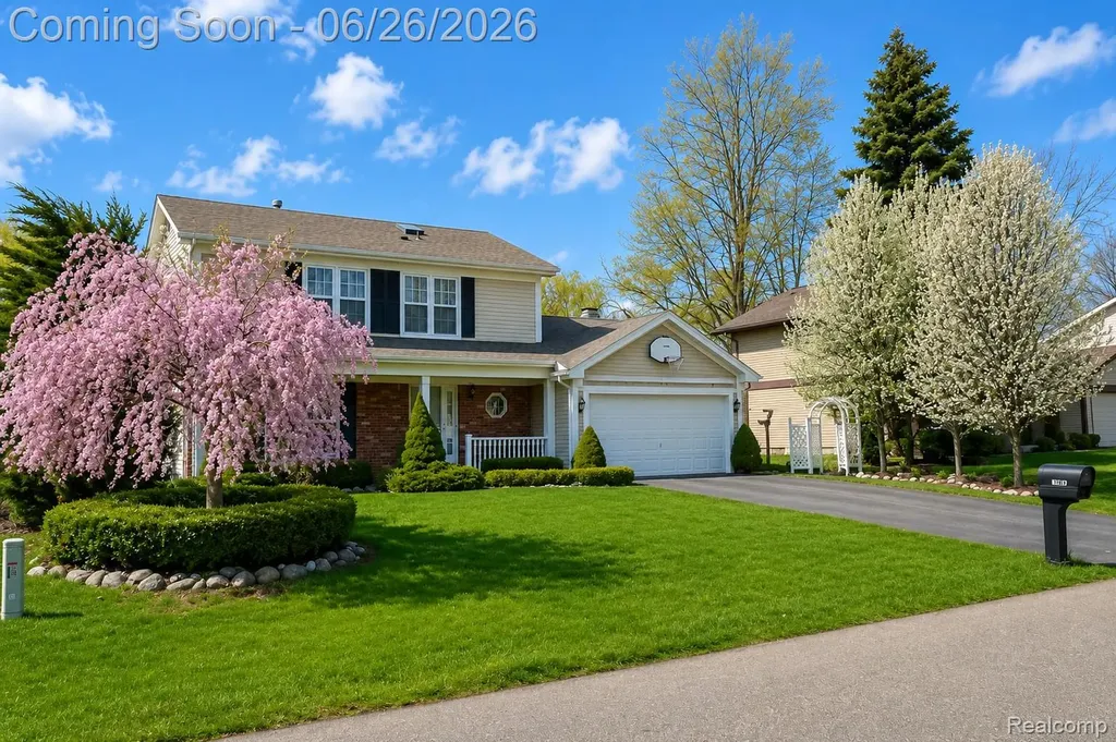 40437 Village Wood Road Novi City MI 48375