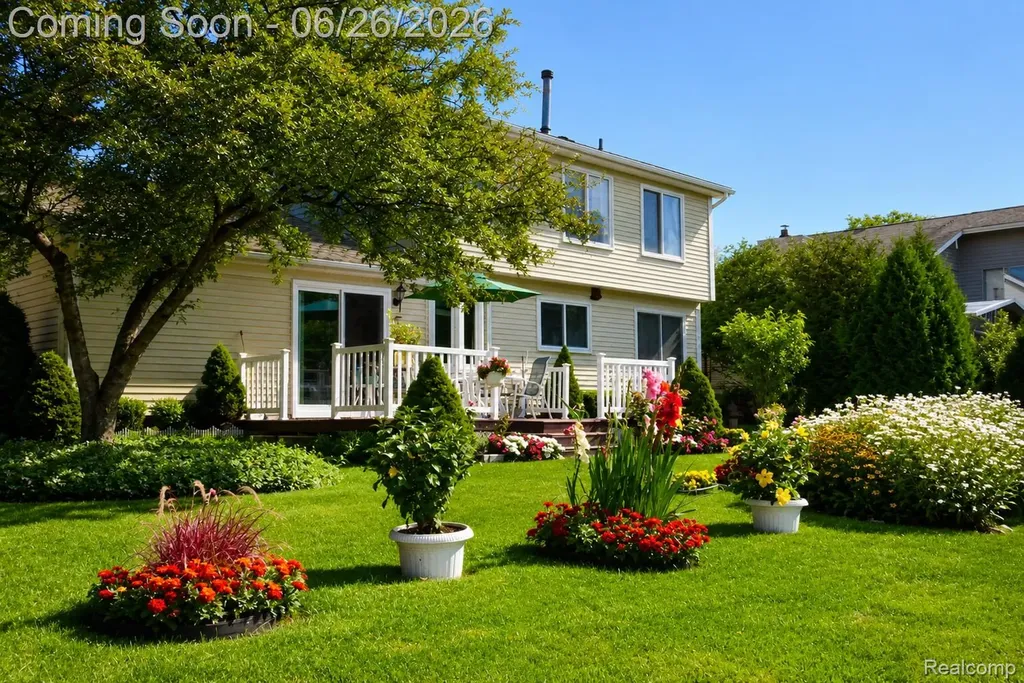 40437 Village Wood Road Novi City MI 48375