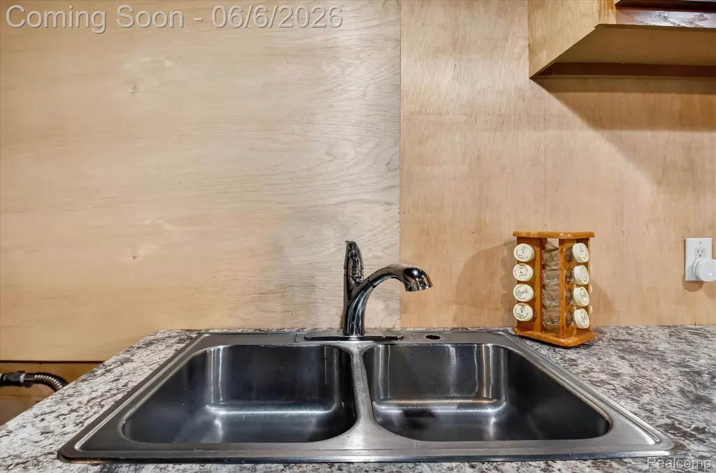 3949 Burnsline Road Maple Valley Township MI 48416