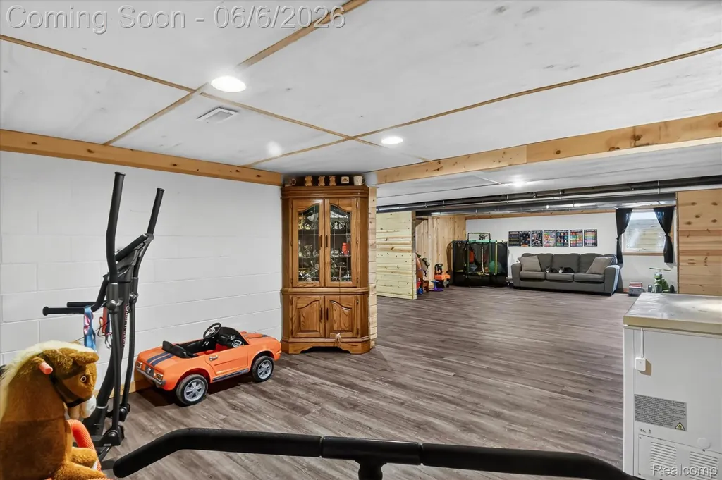 3949 Burnsline Road Maple Valley Township MI 48416
