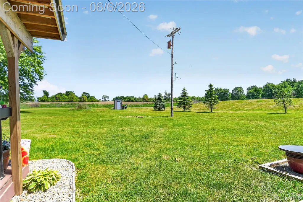 3949 Burnsline Road Maple Valley Township MI 48416