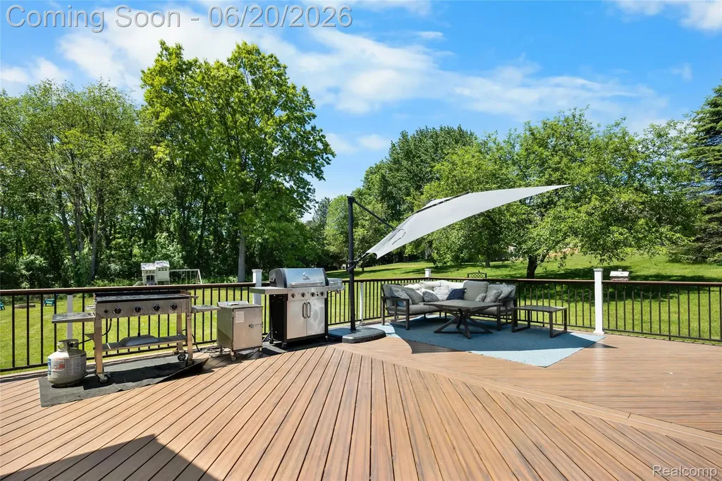 5287 Ridge Trail N Independence Charter Township MI 48348