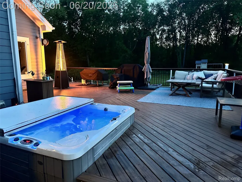 5287 Ridge Trail N Independence Charter Township MI 48348