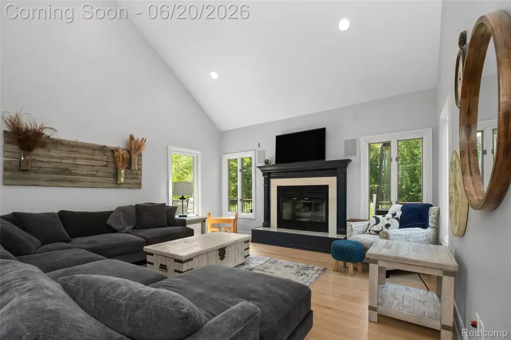 5287 Ridge Trail N Independence Charter Township MI 48348