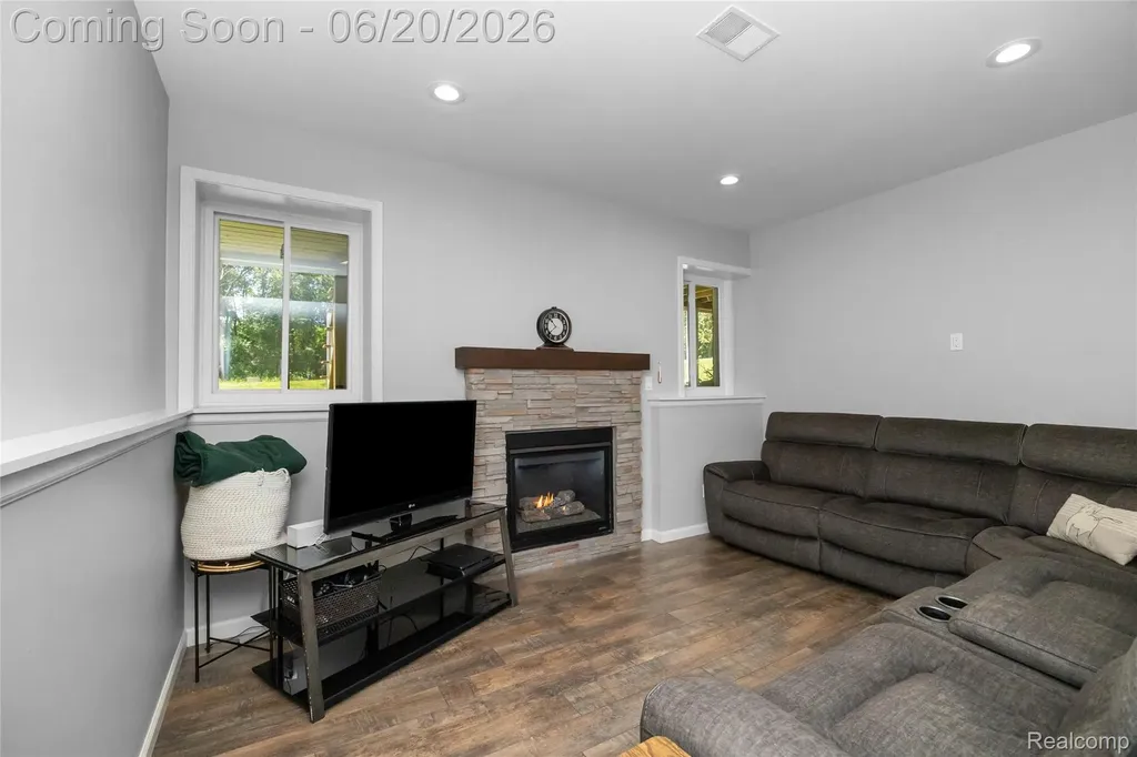 5287 Ridge Trail N Independence Charter Township MI 48348