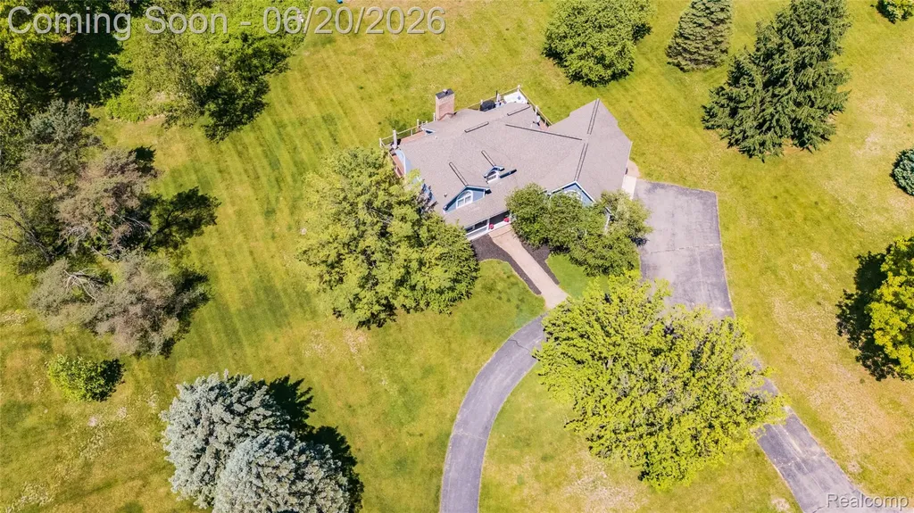 5287 Ridge Trail N Independence Charter Township MI 48348