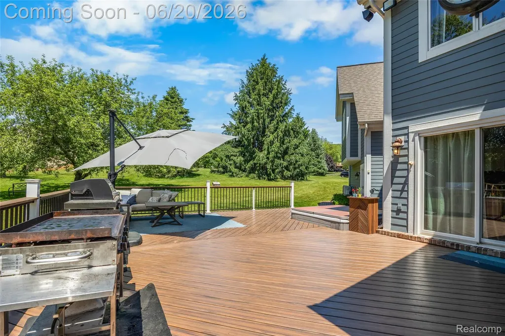 5287 Ridge Trail N Independence Charter Township MI 48348
