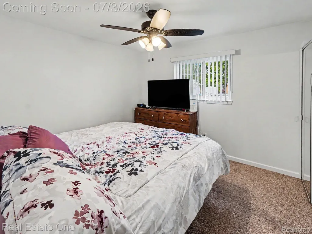 10637 Jackson Street Van Buren Charter Township MI 48111