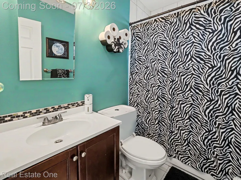 10637 Jackson Street Van Buren Charter Township MI 48111