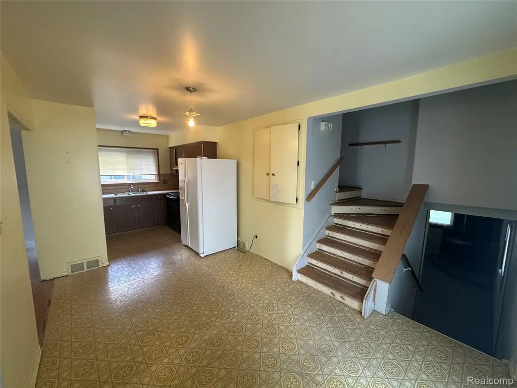1111 Langley Boulevard Clawson City MI 48017