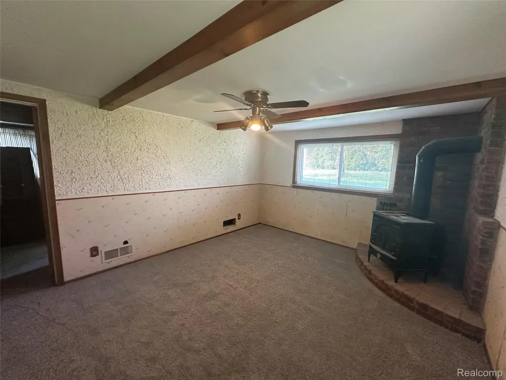 1111 Langley Boulevard Clawson City MI 48017
