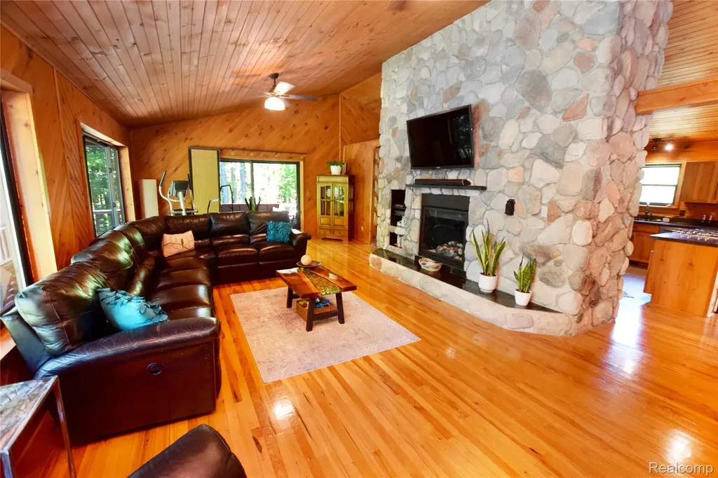5298 Clear Lake Road Arcadia Township MI 48461