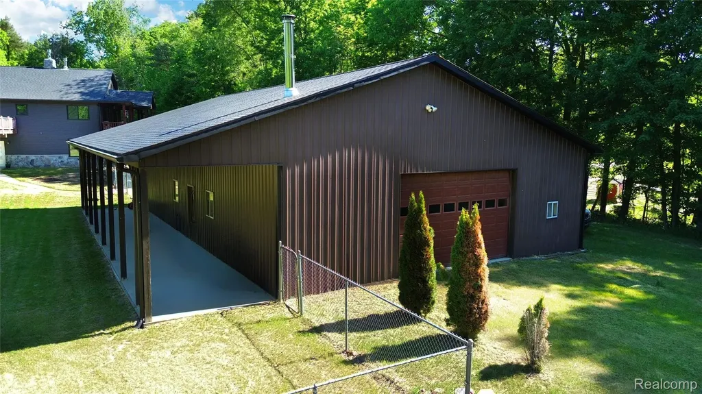 5298 Clear Lake Road Arcadia Township MI 48461