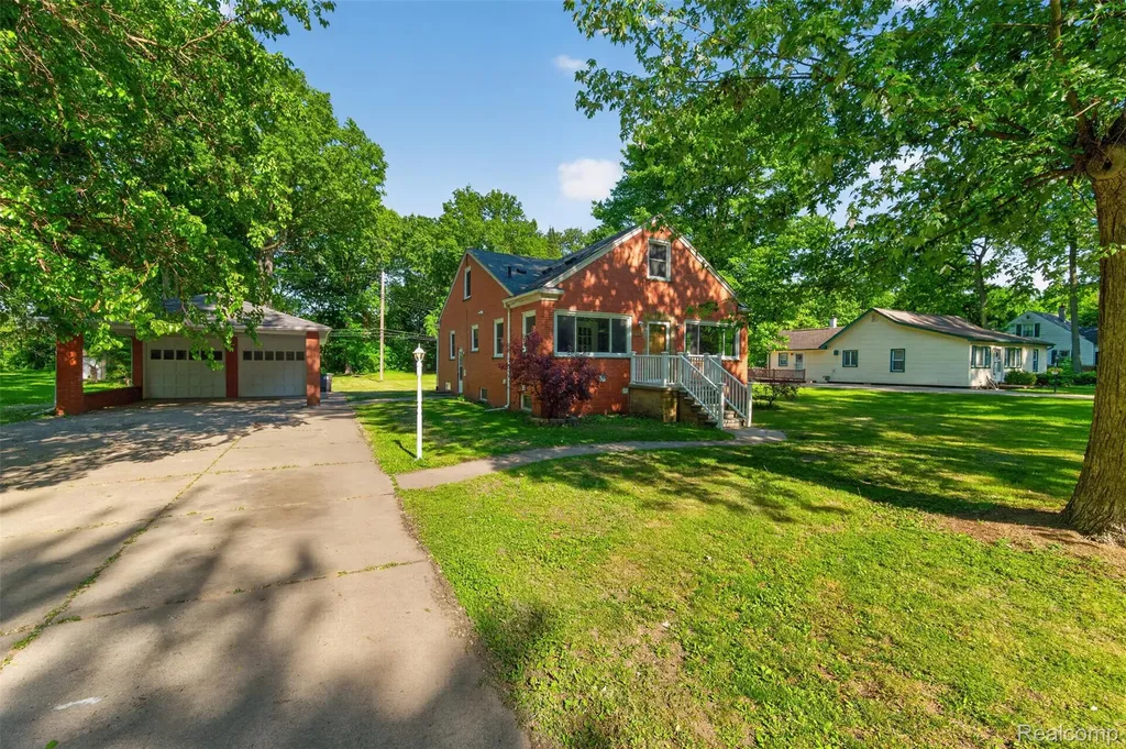 11115 Mckinley Street Taylor City MI 48180