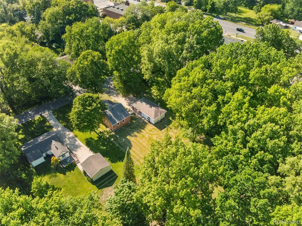 11115 Mckinley Street Taylor City MI 48180
