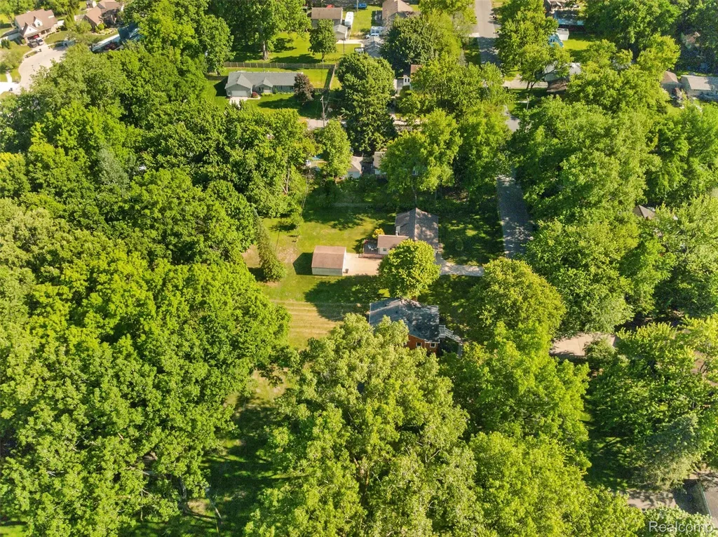 11115 Mckinley Street Taylor City MI 48180