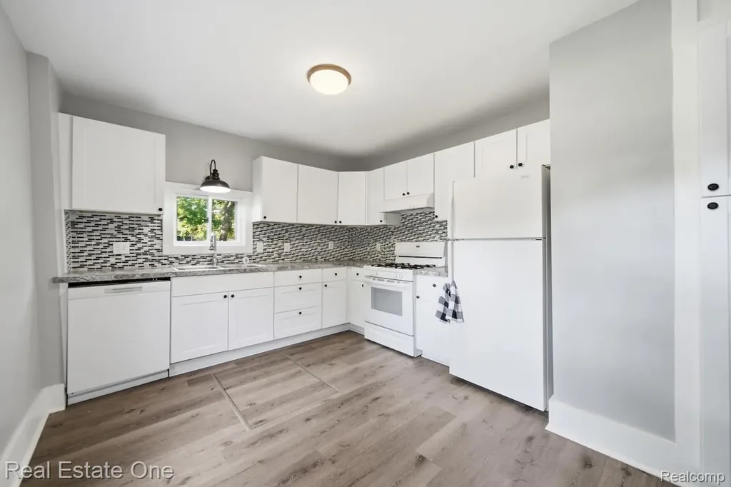 519 Franklin Street Brighton City MI 48116