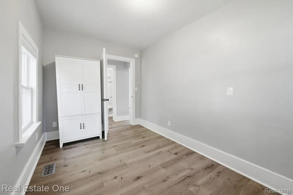 519 Franklin Street Brighton City MI 48116