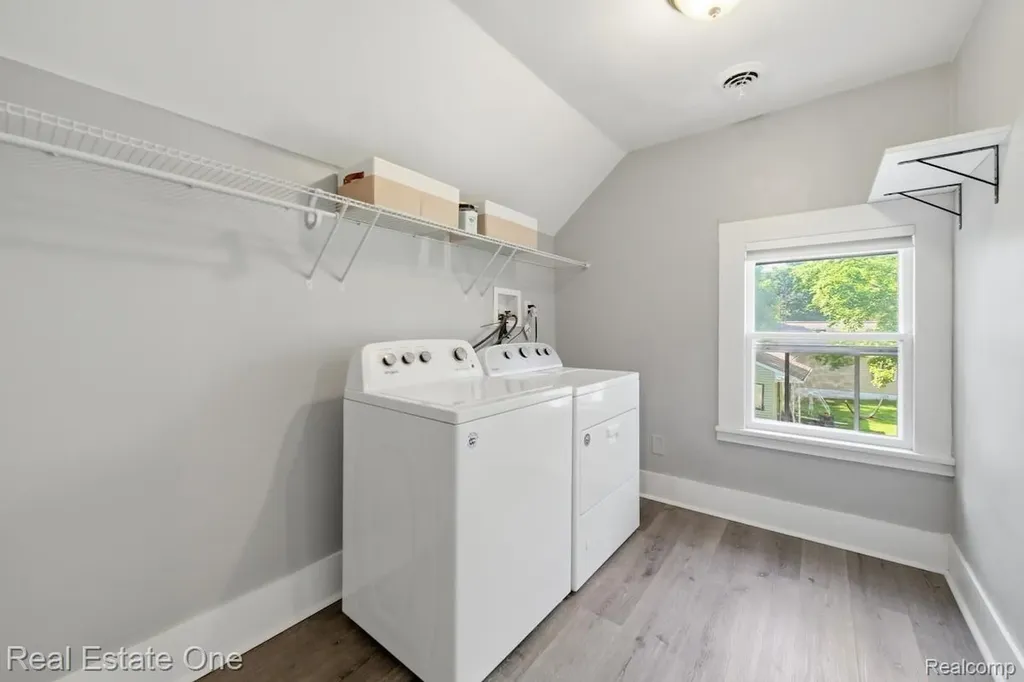 519 Franklin Street Brighton City MI 48116