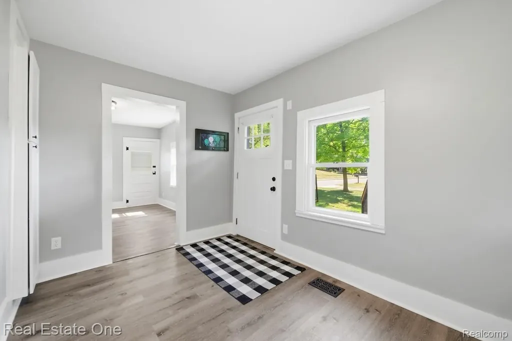 519 Franklin Street Brighton City MI 48116