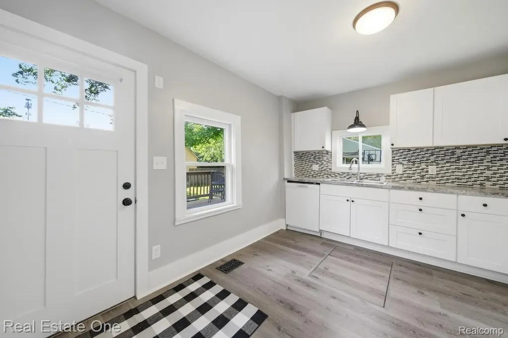 519 Franklin Street Brighton City MI 48116