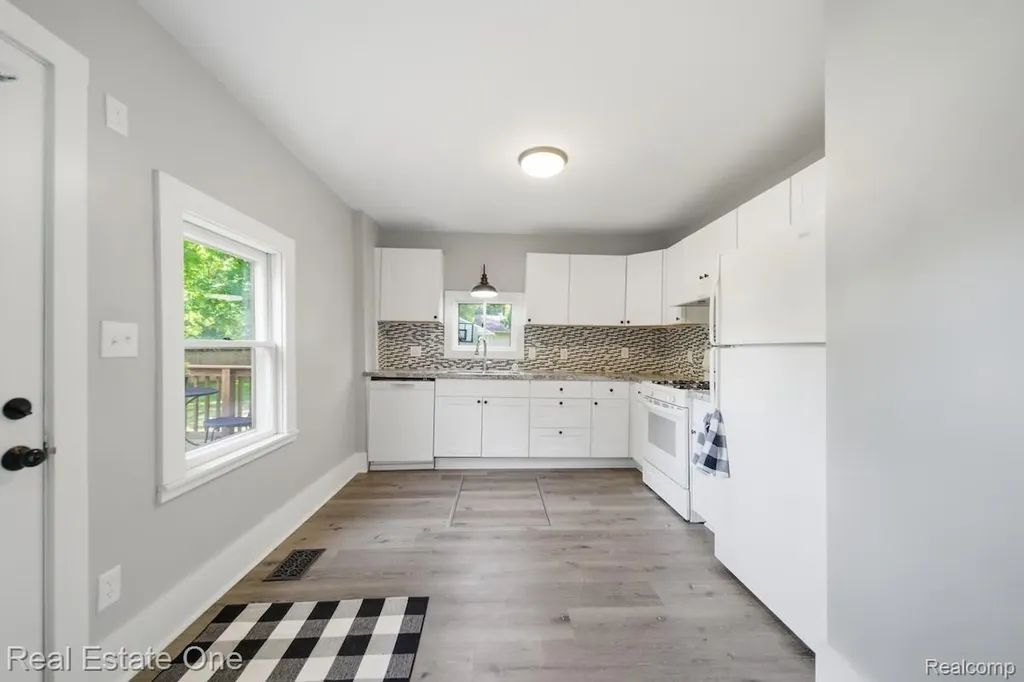 519 Franklin Street Brighton City MI 48116
