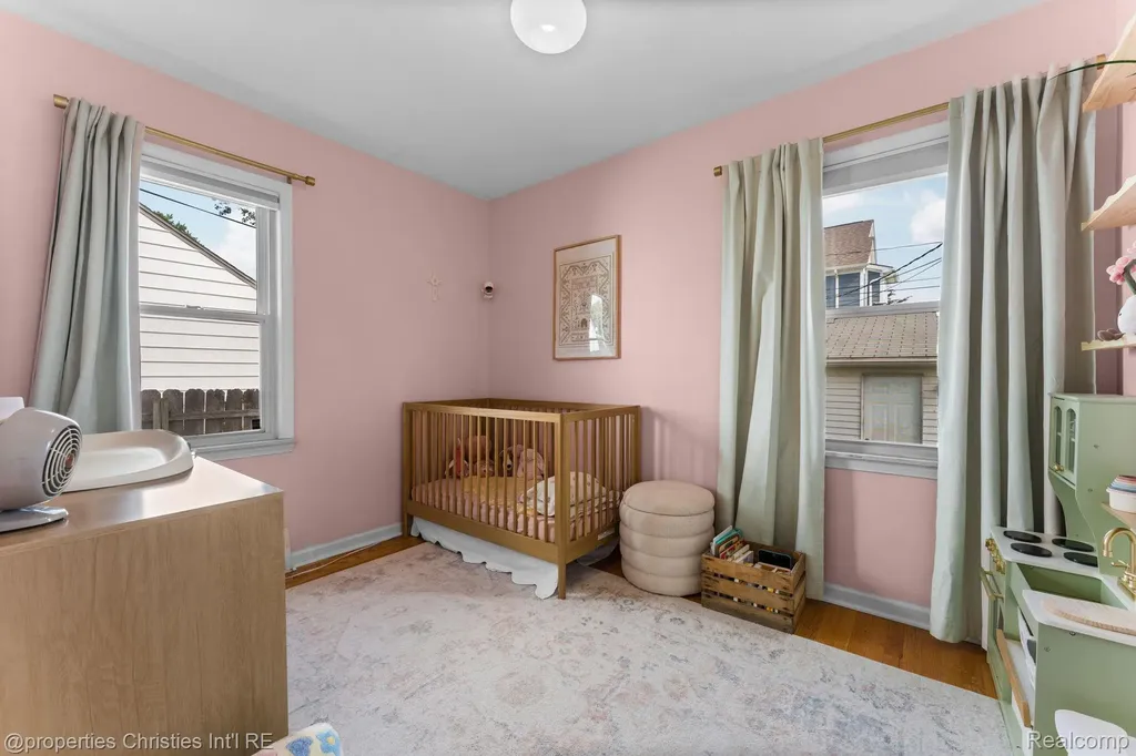1921 E 4th Street Royal Oak City MI 48067