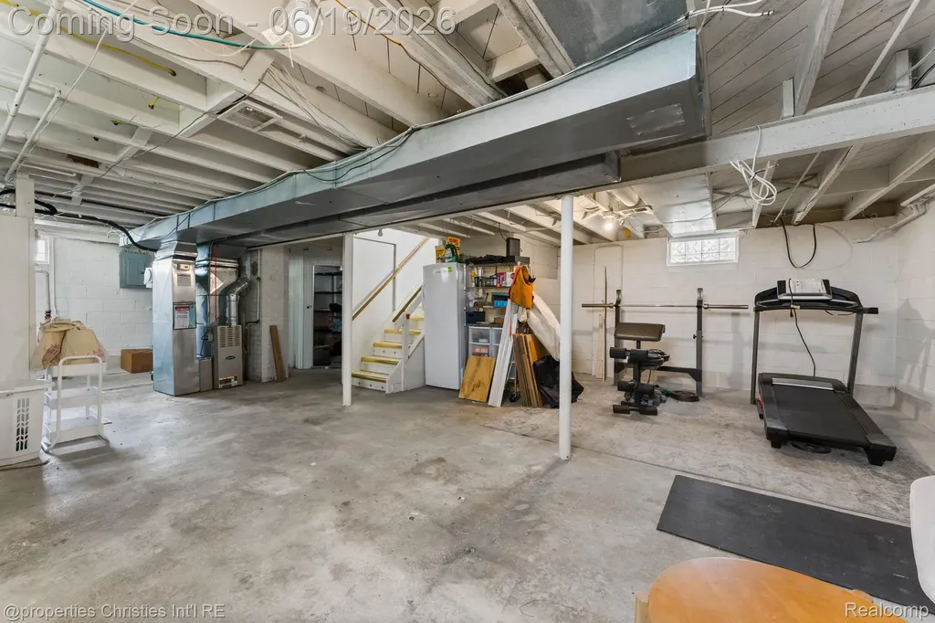 1921 E 4th Street Royal Oak City MI 48067