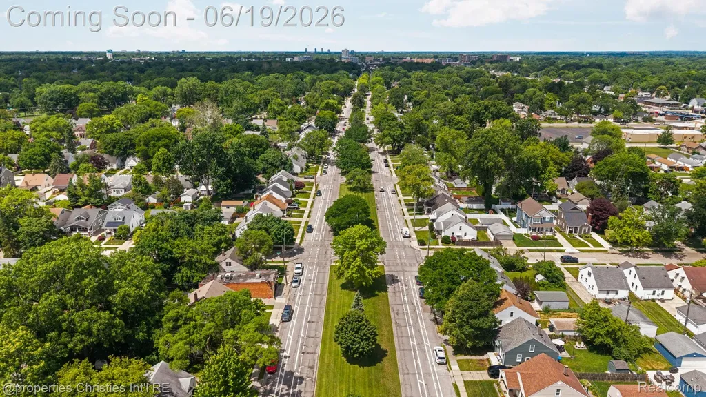 1921 E 4th Street Royal Oak City MI 48067