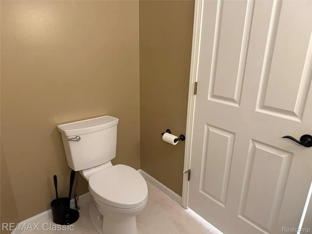 47272 Woodlong Drive Canton Charter Township MI 48187