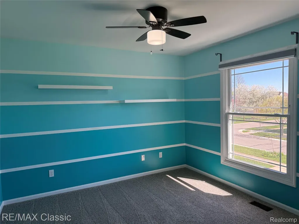 47272 Woodlong Drive Canton Charter Township MI 48187