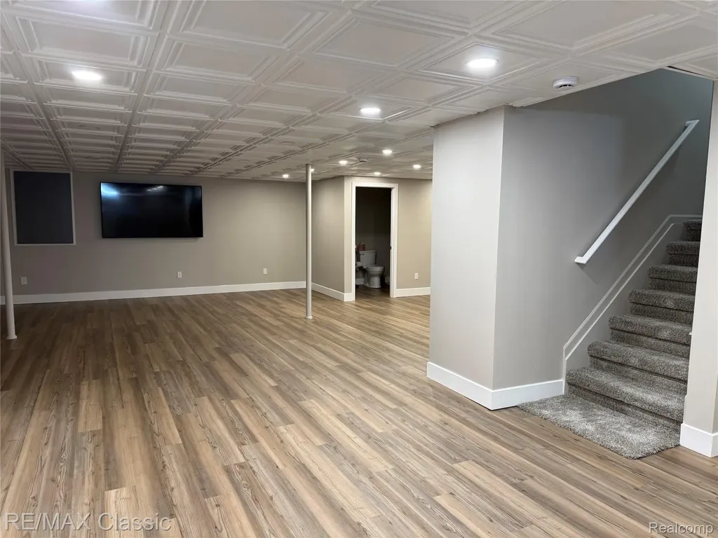 47272 Woodlong Drive Canton Charter Township MI 48187