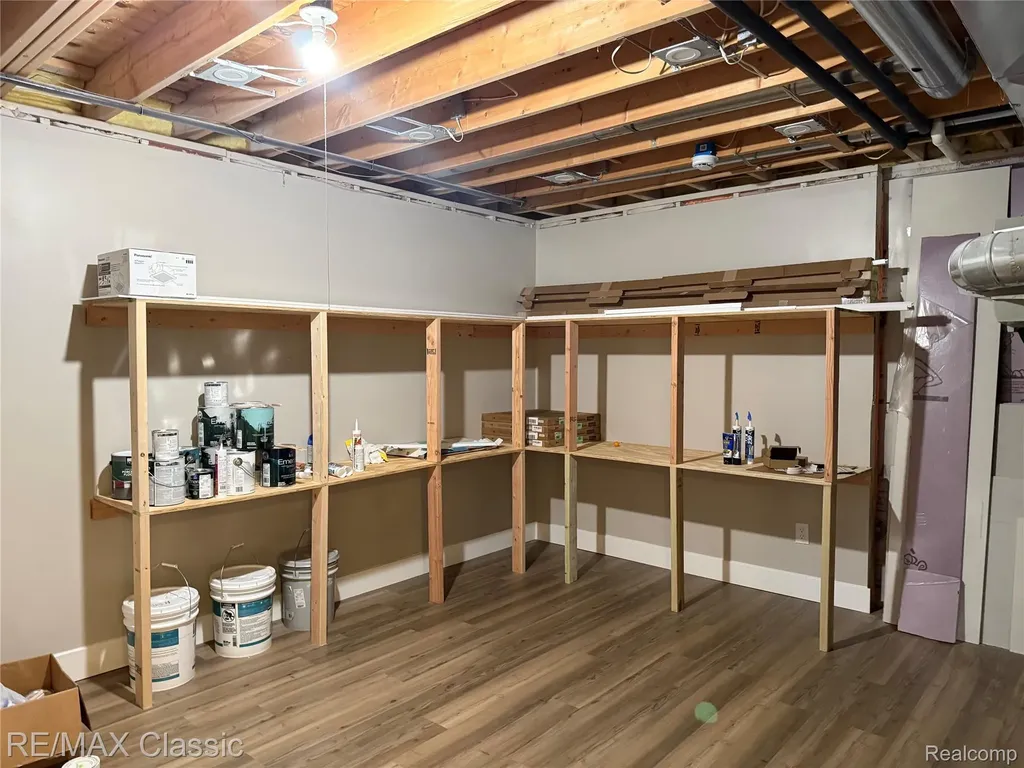 47272 Woodlong Drive Canton Charter Township MI 48187