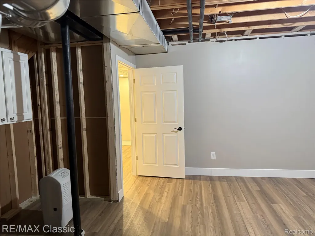 47272 Woodlong Drive Canton Charter Township MI 48187