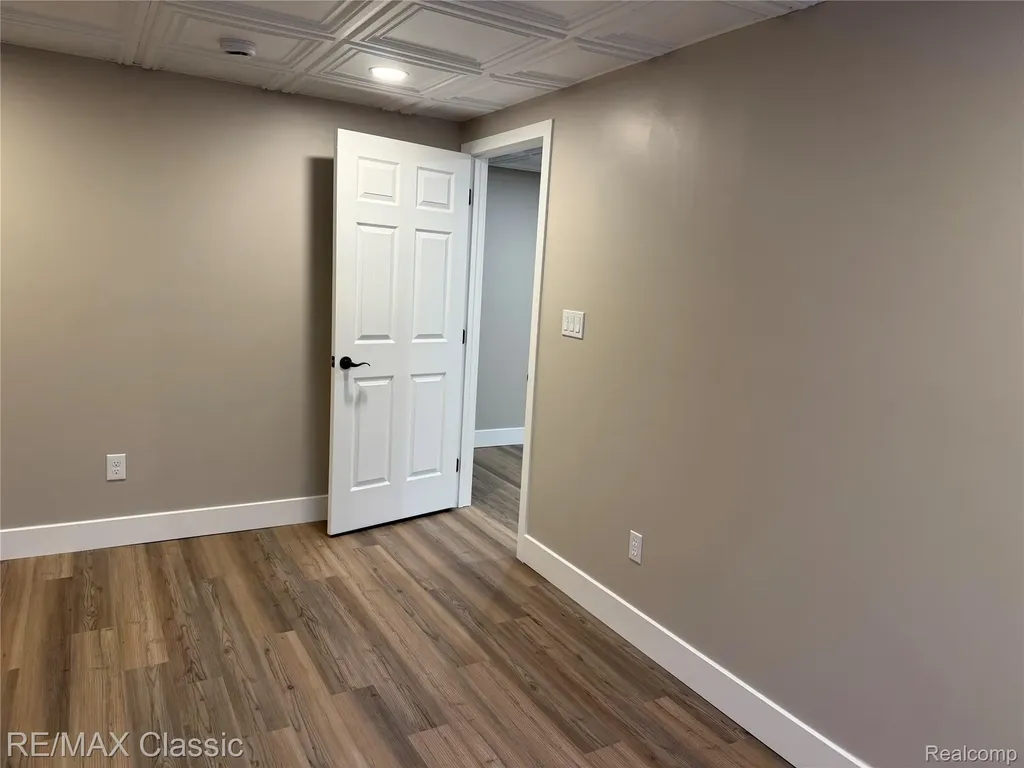 47272 Woodlong Drive Canton Charter Township MI 48187