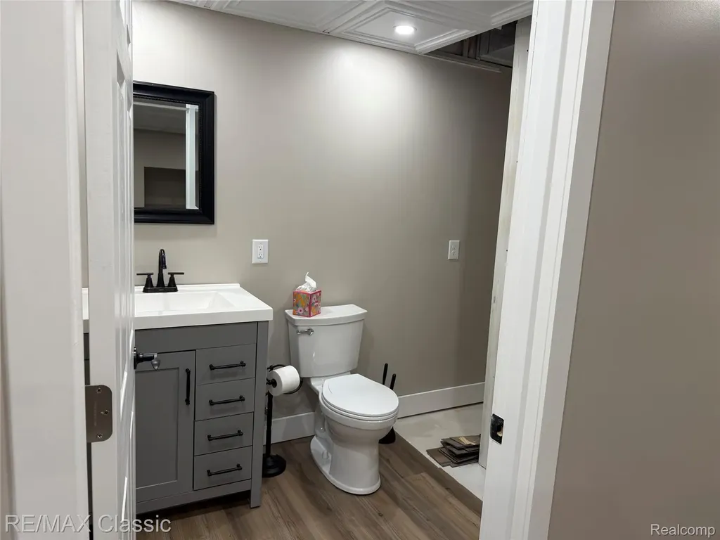 47272 Woodlong Drive Canton Charter Township MI 48187
