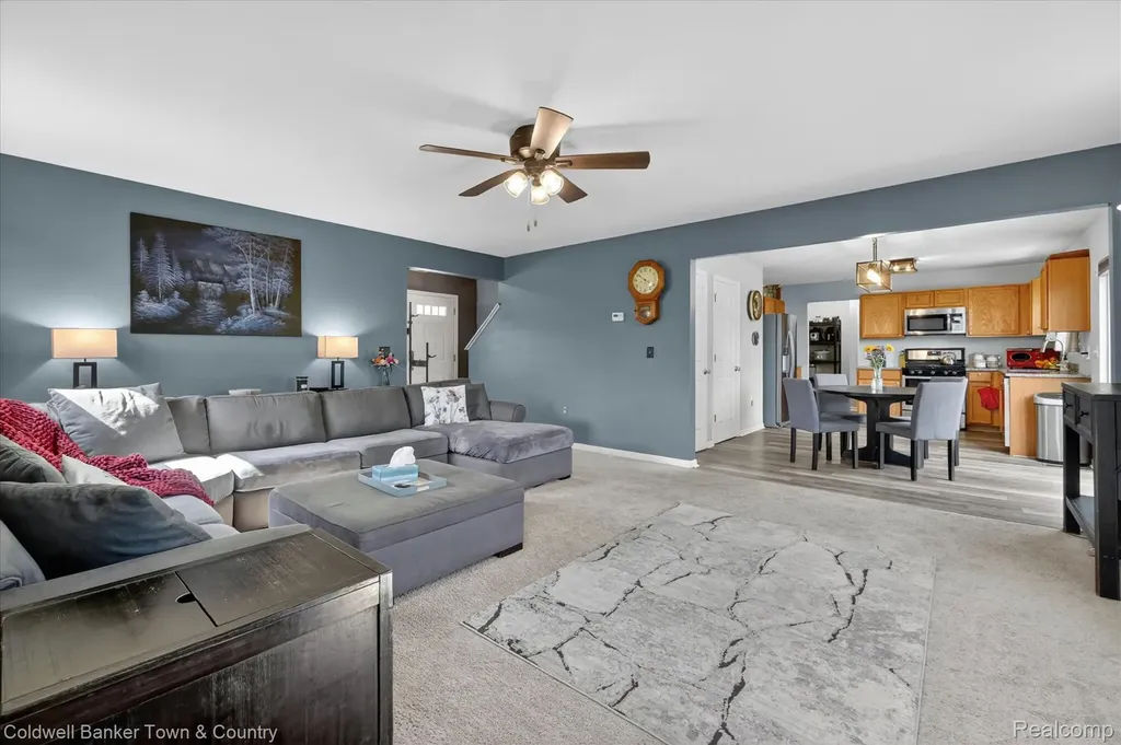 8604 Swartz River Drive Handy Township MI 48836