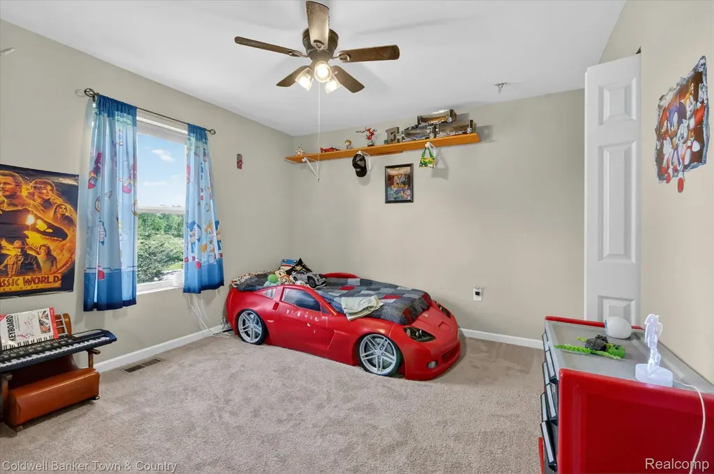8604 Swartz River Drive Handy Township MI 48836