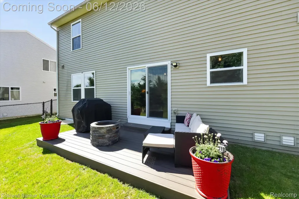 8604 Swartz River Drive Handy Township MI 48836