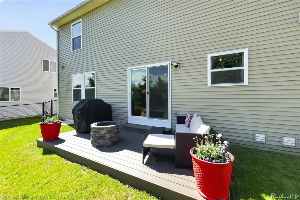 8604 Swartz River Drive Handy Township MI 48836