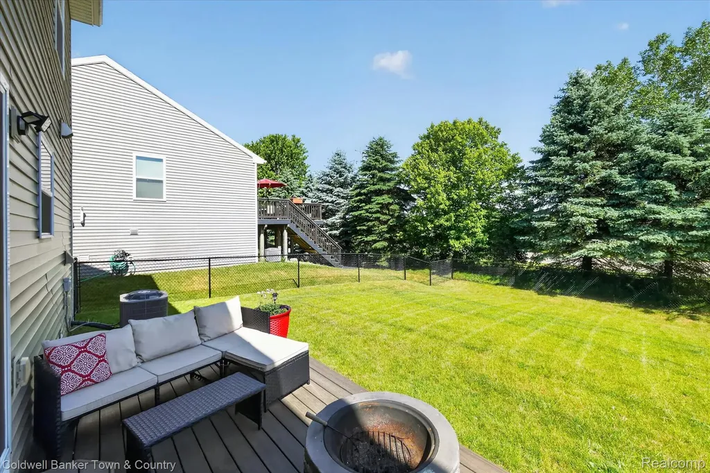 8604 Swartz River Drive Handy Township MI 48836