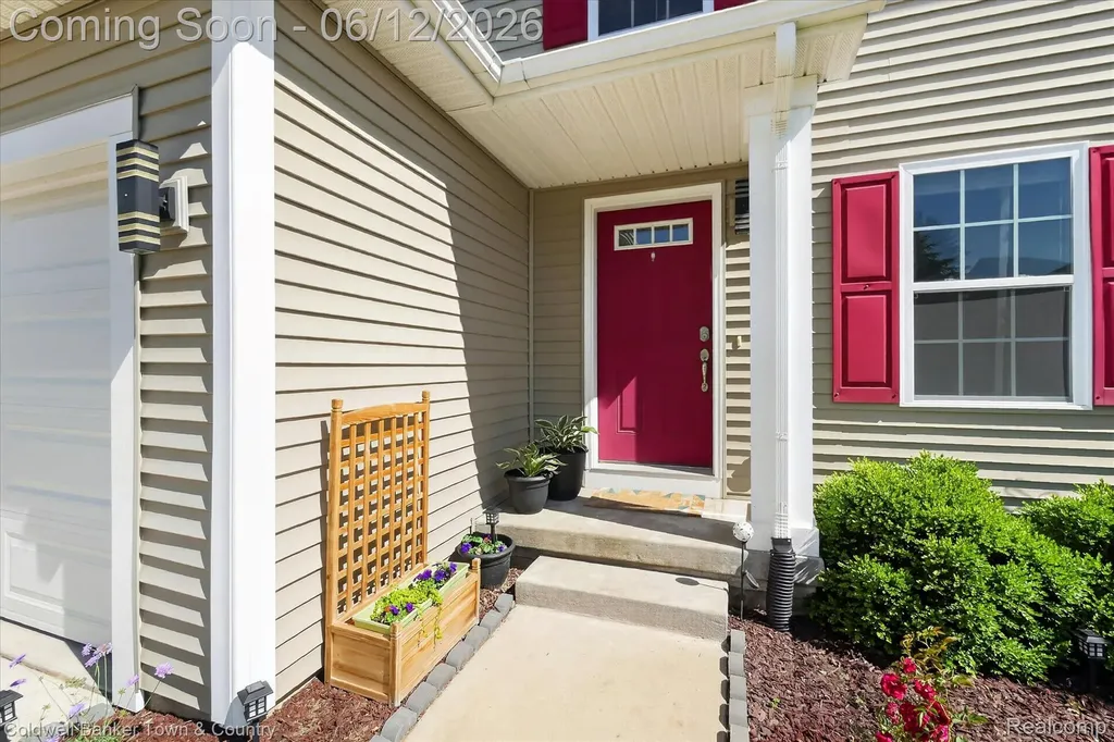 8604 Swartz River Drive Handy Township MI 48836