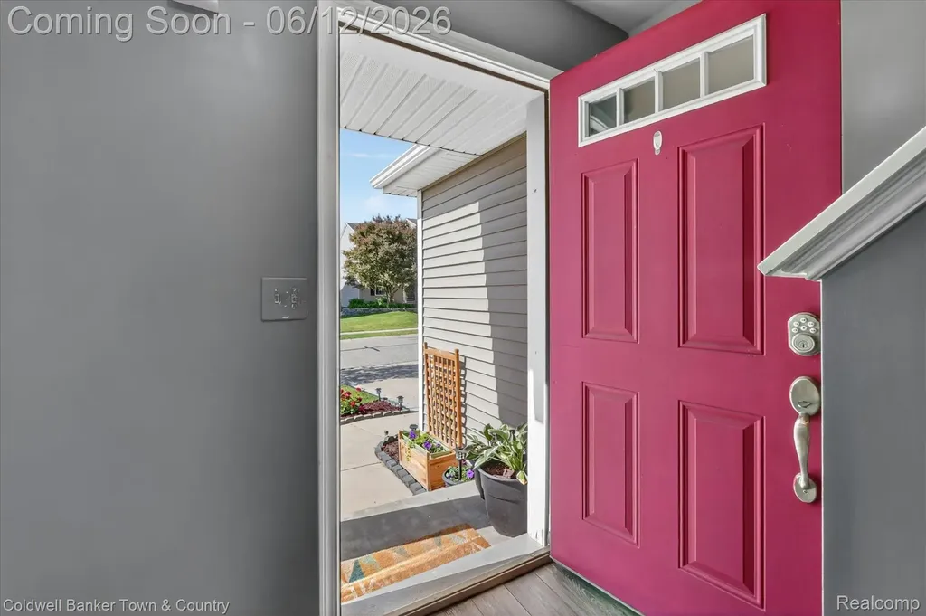 8604 Swartz River Drive Handy Township MI 48836