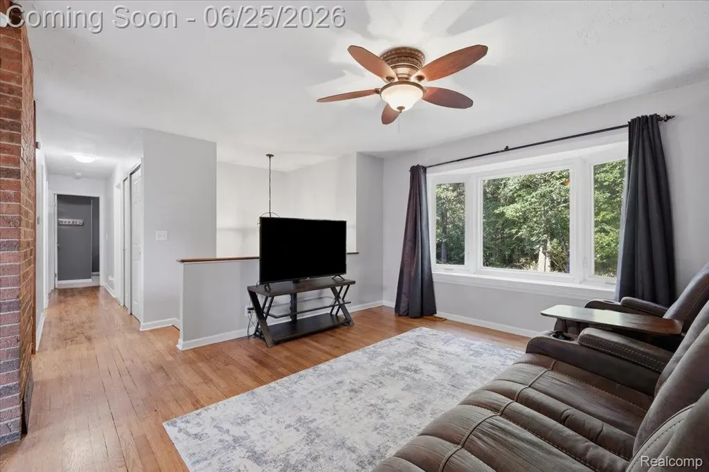 2021 Ardsley Drive Brandon Charter Township MI 48462